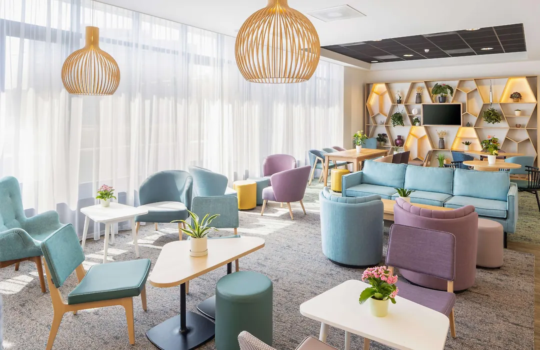Hampton by Hilton Amsterdam Airport Schiphol-1